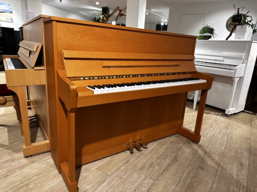 Schimmel piano 1116s elzen 1