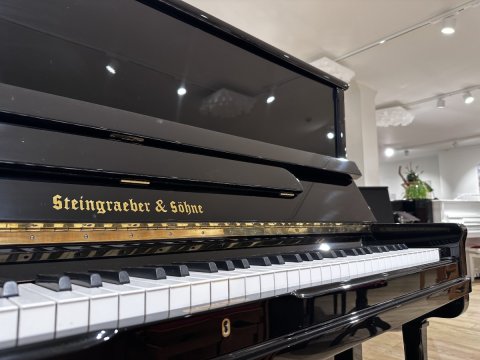 Steingraeber piano concert 124 128cm zwart 5