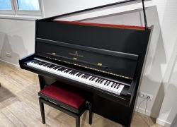 steinway sons piano model v zwart mat 12