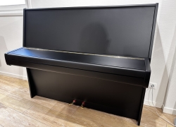 steinway sons piano model v zwart mat 9