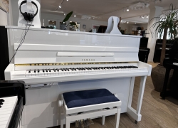 yamaha piano b2 wit transaccoustic tc3 2