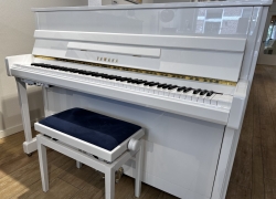 yamaha piano b2 wit transaccoustic tc3 4